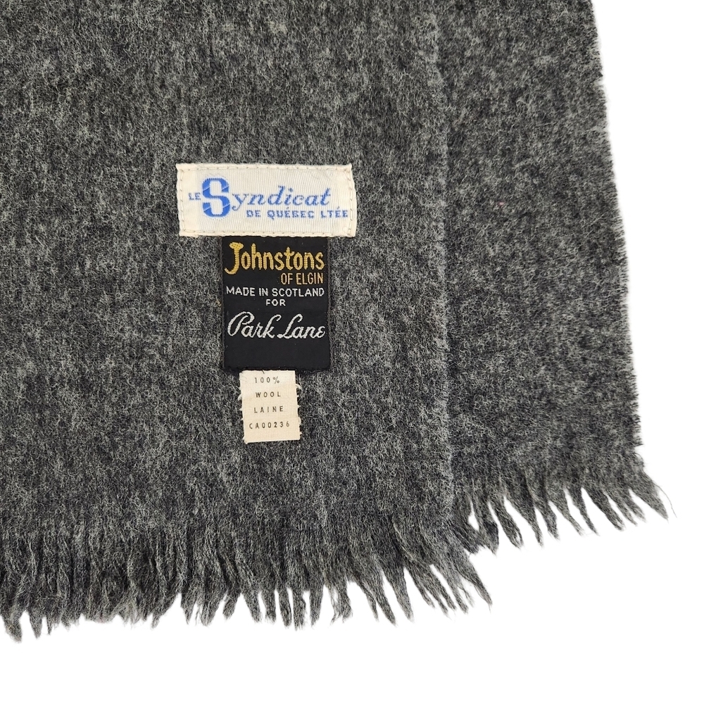JOHNSTONS OF ELGIN grey pure lambswool vintage fringe scarf one size - Picture 2 of 9